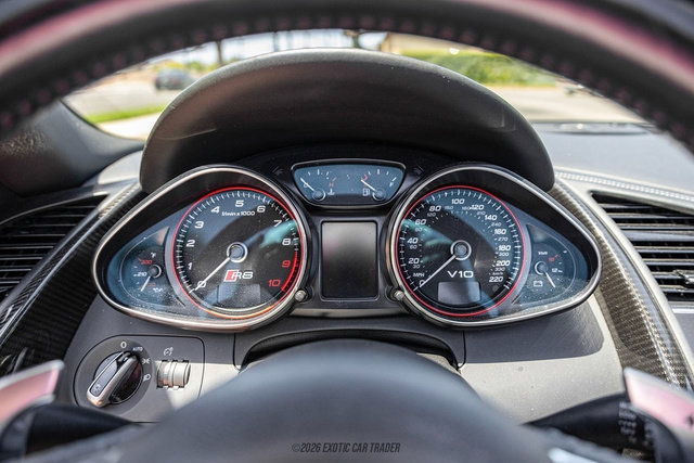 Used 2014 Audi R8 V10 w/ Full Leather Package AWD/4WD image 29