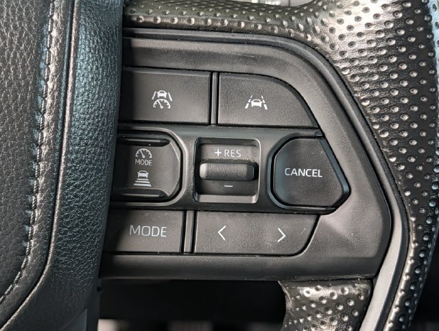 Certified 2024 Toyota Tacoma SR5 AWD/4WD image 21