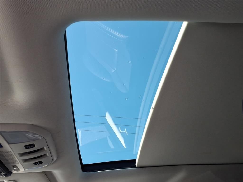 Used 2022 Subaru Ascent Limited w/ Technology Package image 14