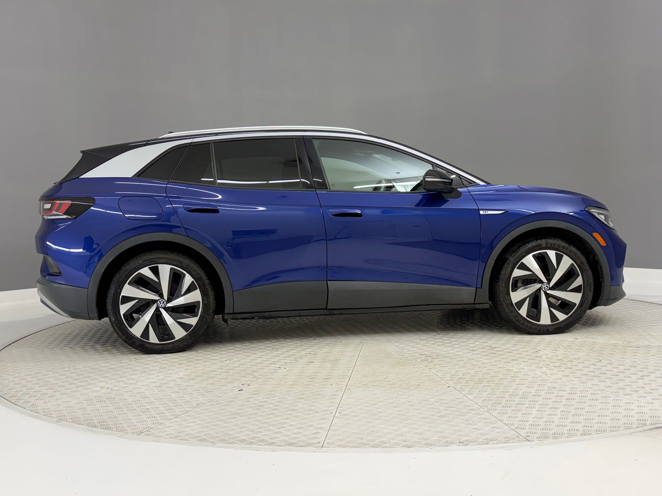 Used 2021 Volkswagen ID.4 1st Edition RWD image 8
