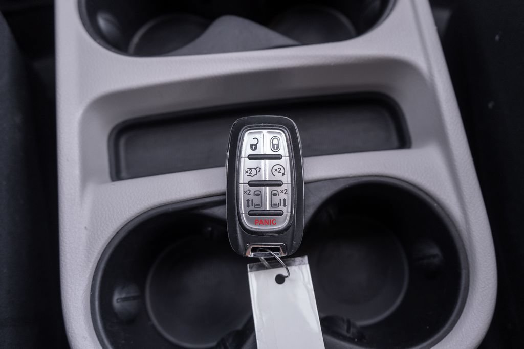 Used 2023 Chrysler Voyager LX FWD image 31