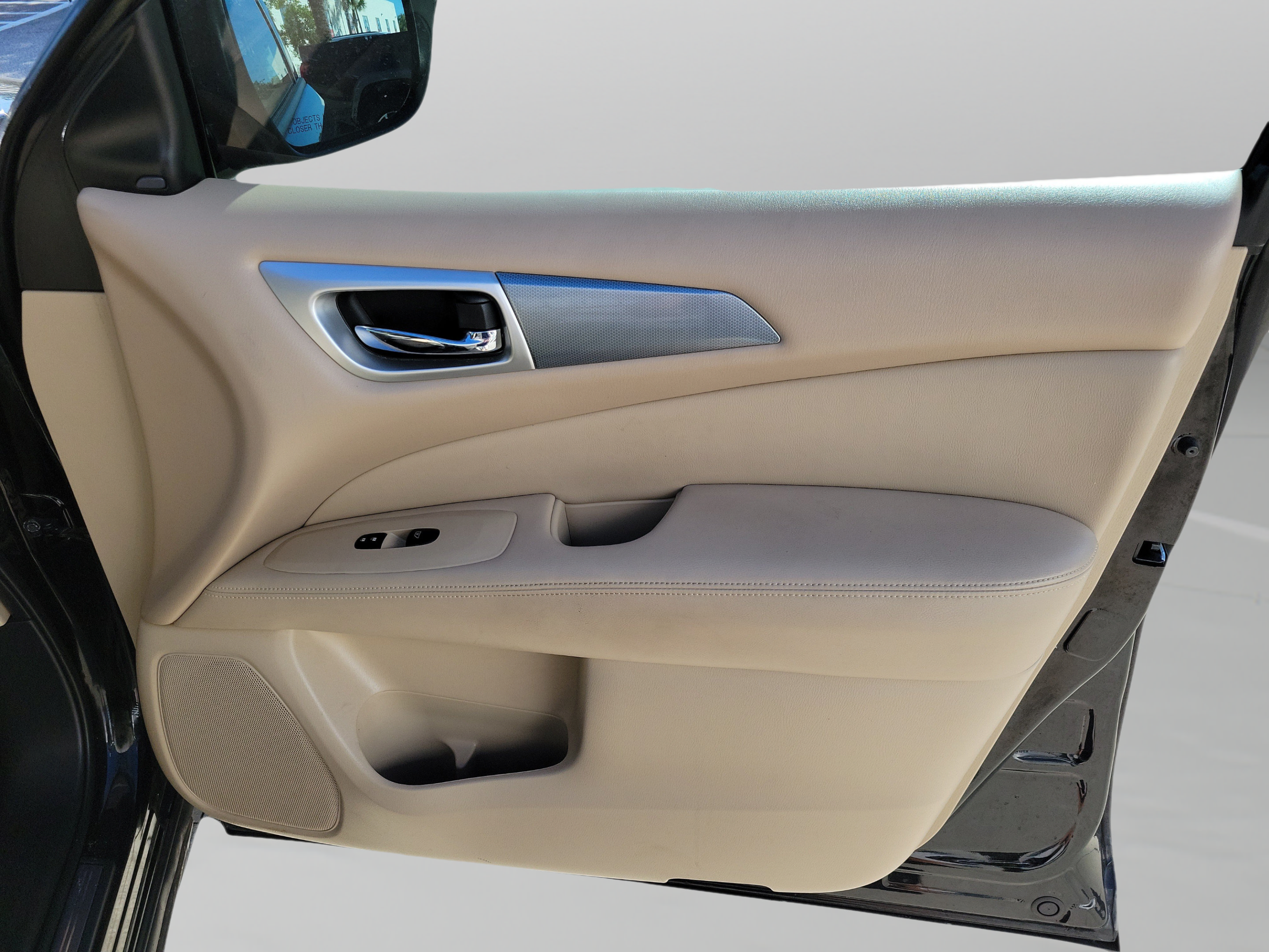 Used 2018 Nissan Pathfinder SL FWD image 26