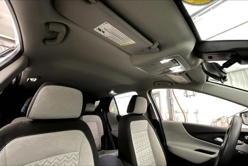 Used 2022 Chevrolet Equinox LS image 25