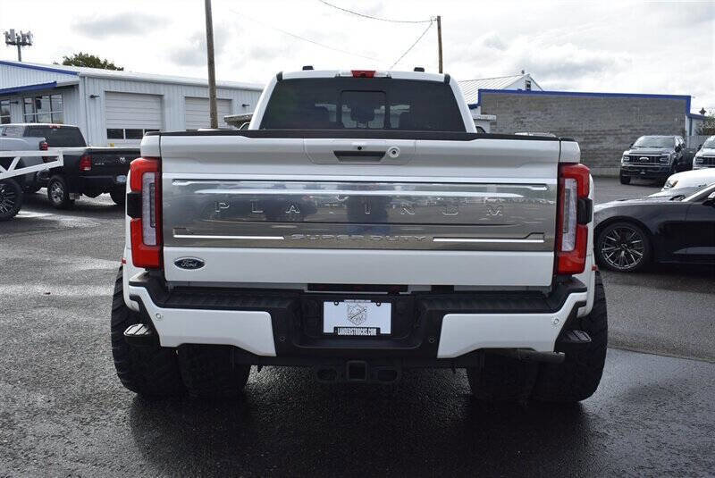 Used 2024 Ford F350 Platinum image 4