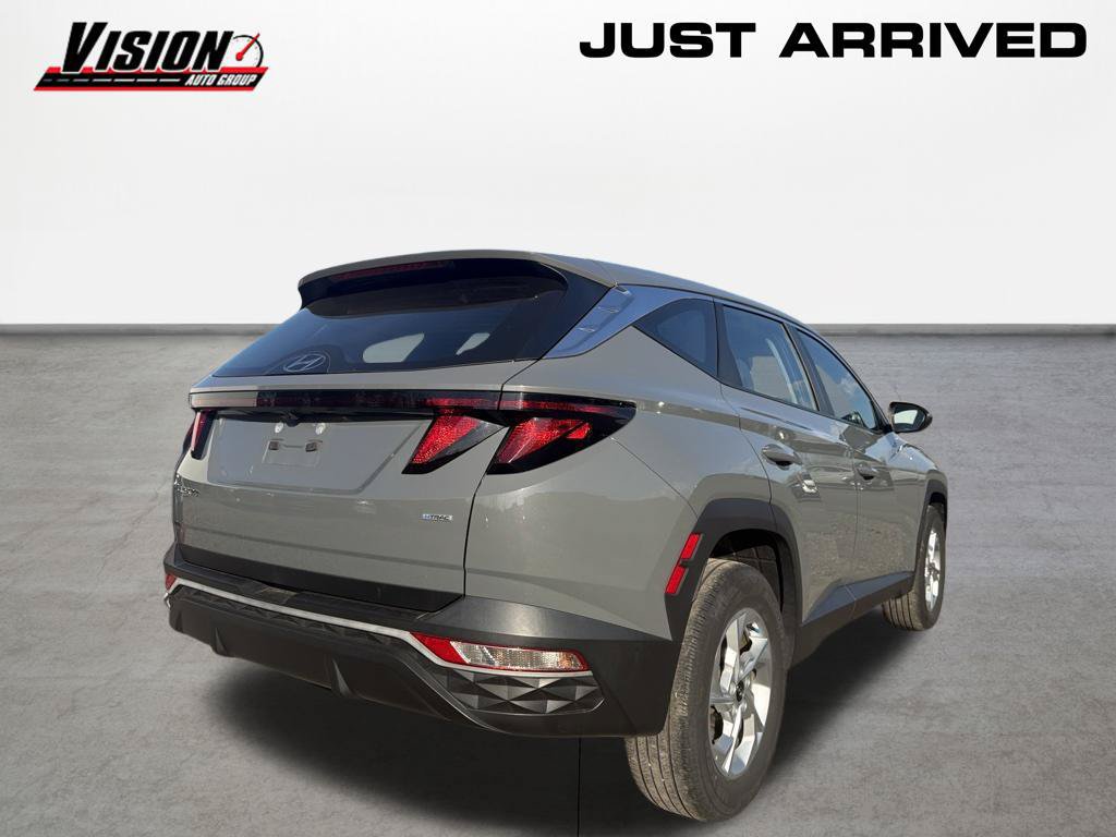 Used 2024 Hyundai Tucson SE AWD/4WD image 4