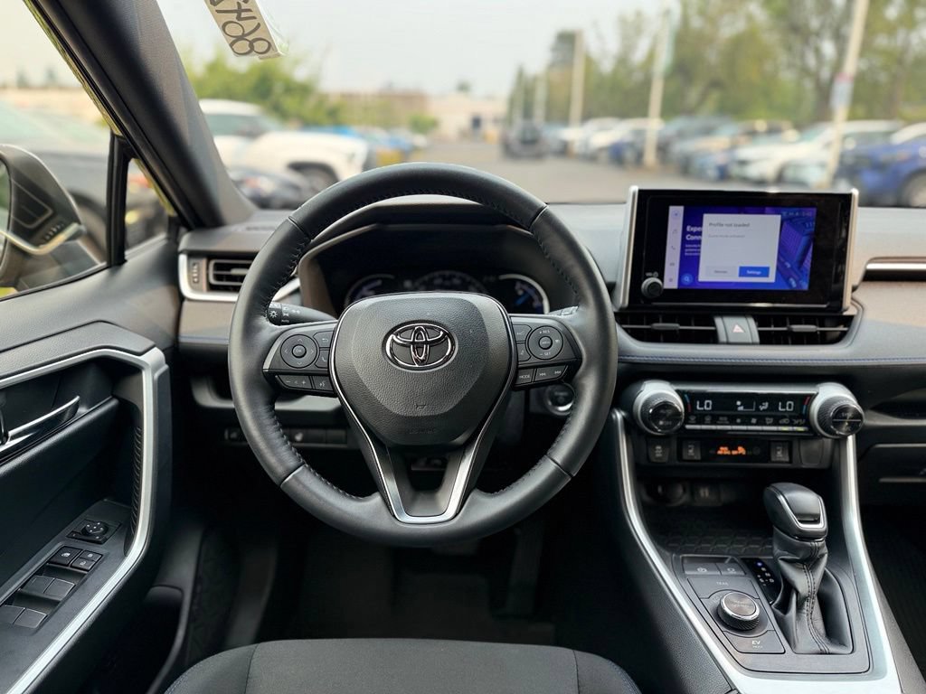 Used 2023 Toyota RAV4 SE w/ SE Grade Weather Package AWD/4WD image 24