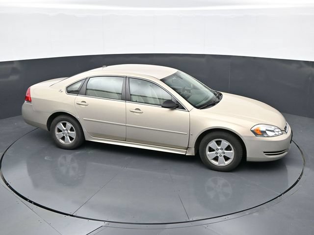 Used 2009 Chevrolet Impala LT FWD image 30