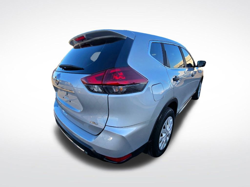 Used 2019 Nissan Rogue S image 8