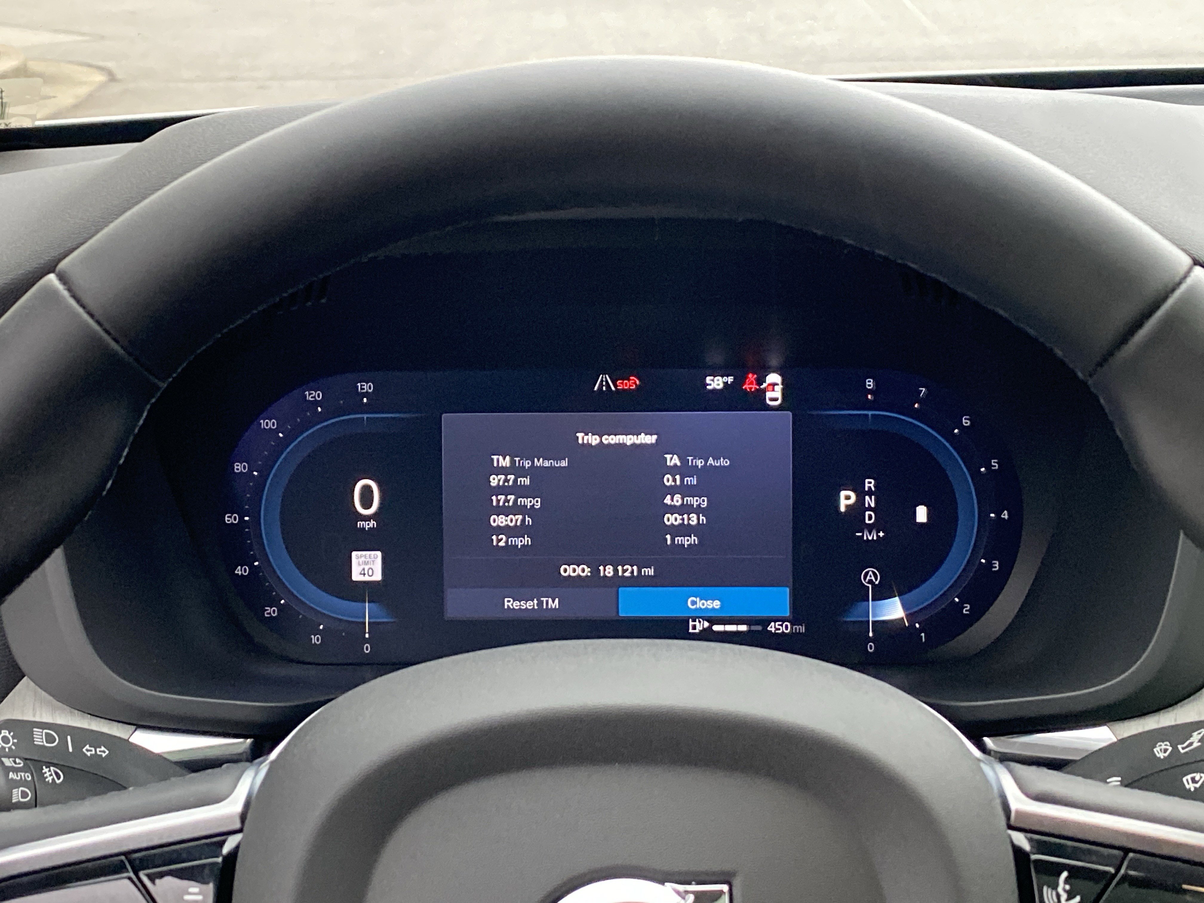 Used 2025 Volvo XC60 B5 Plus image 11