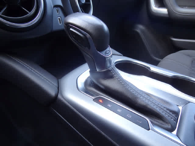 Used 2020 Chevrolet Blazer LT FWD image 32