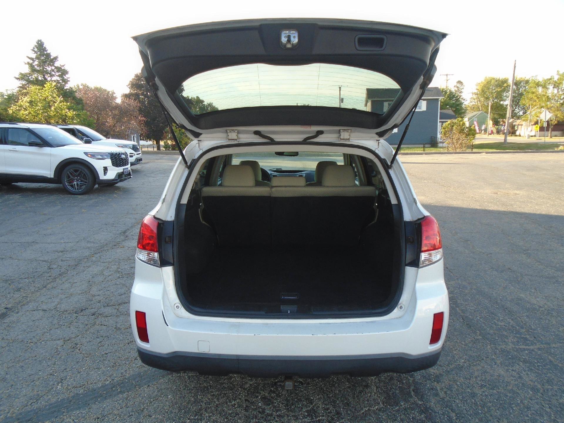 Used 2012 Subaru Outback 2.5i Premium w/ Popular Pkg 1B image 8