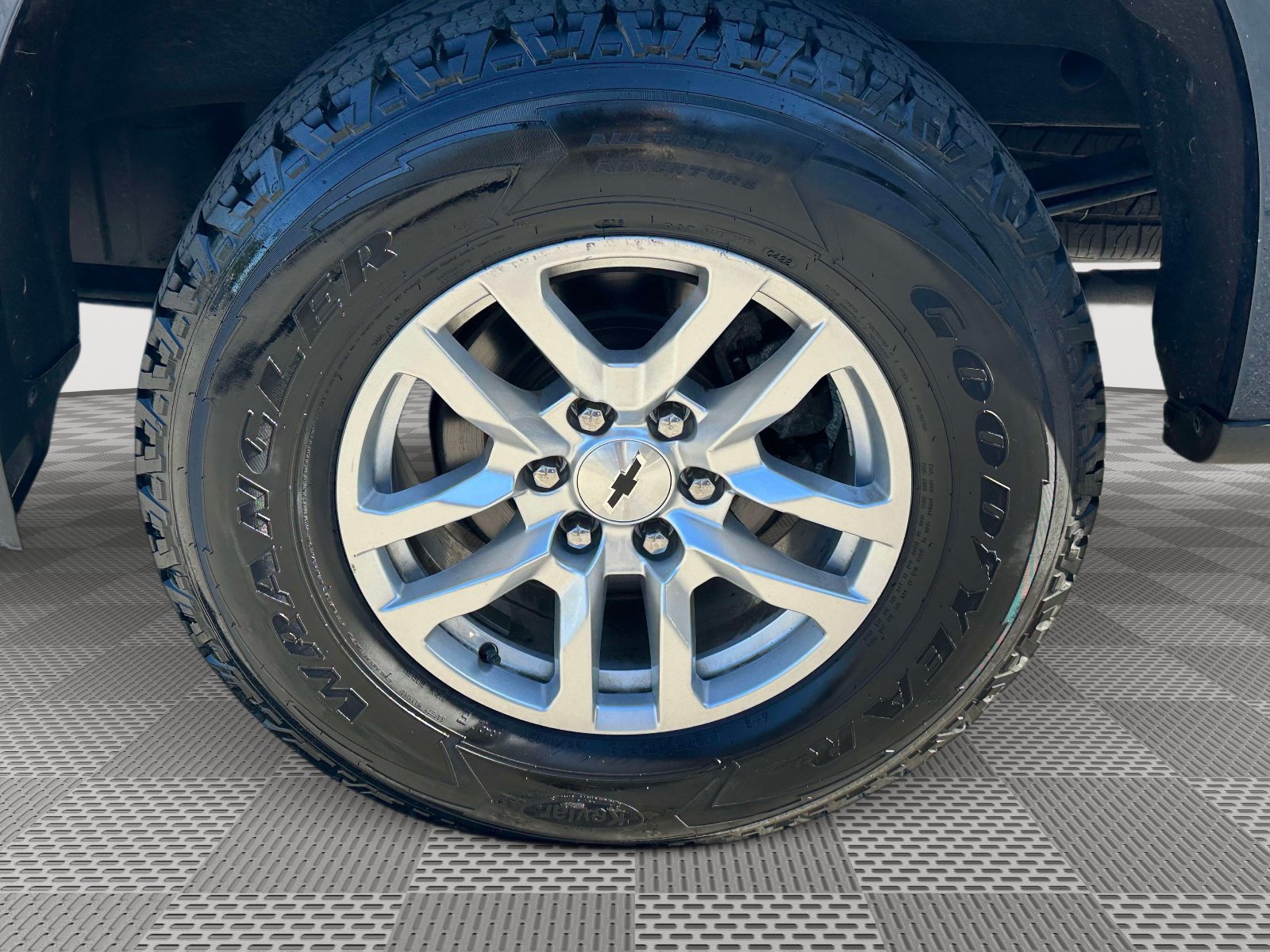 Used 2020 Chevrolet Silverado 1500 RST AWD/4WD image 30
