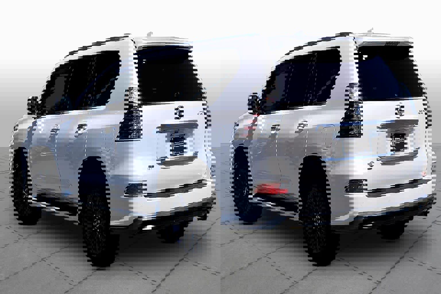 Used 2023 Lexus GX 460 Premium w/ Accessory Package image 12