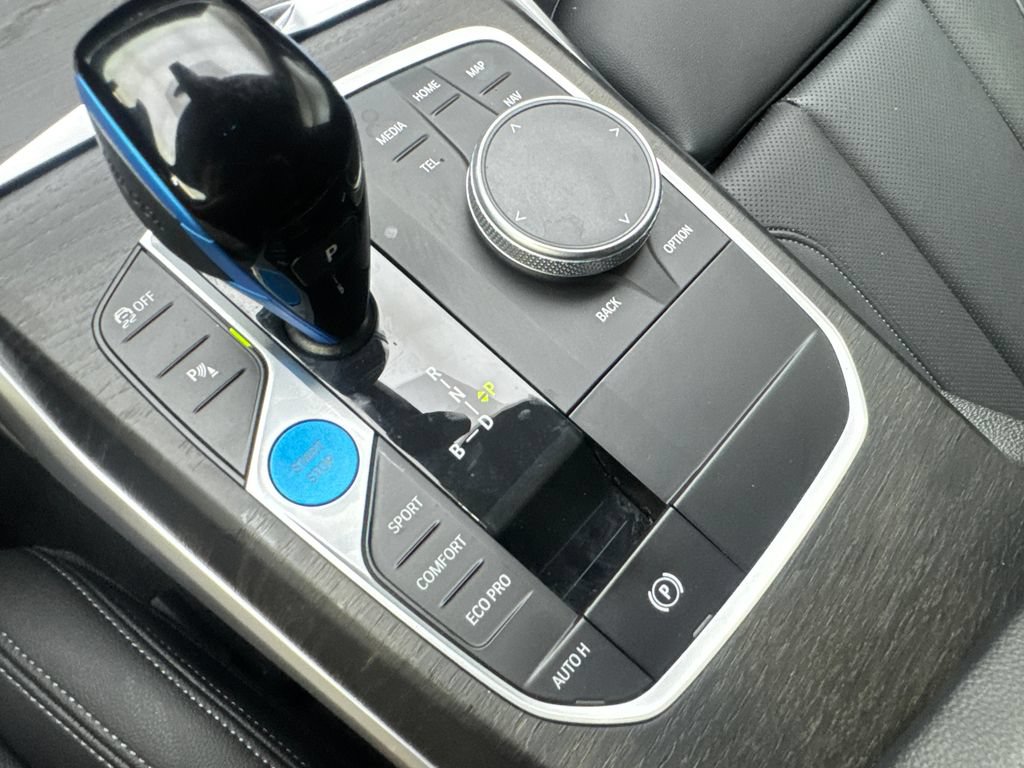Used 2023 BMW i4 eDrive40 w/ Premium Package RWD image 68
