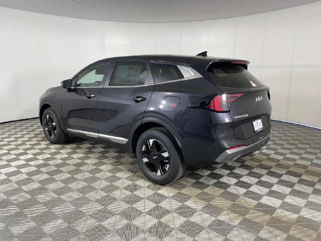 New 2026 Kia Sportage LX w/ LX Convenience Package AWD/4WD image 5