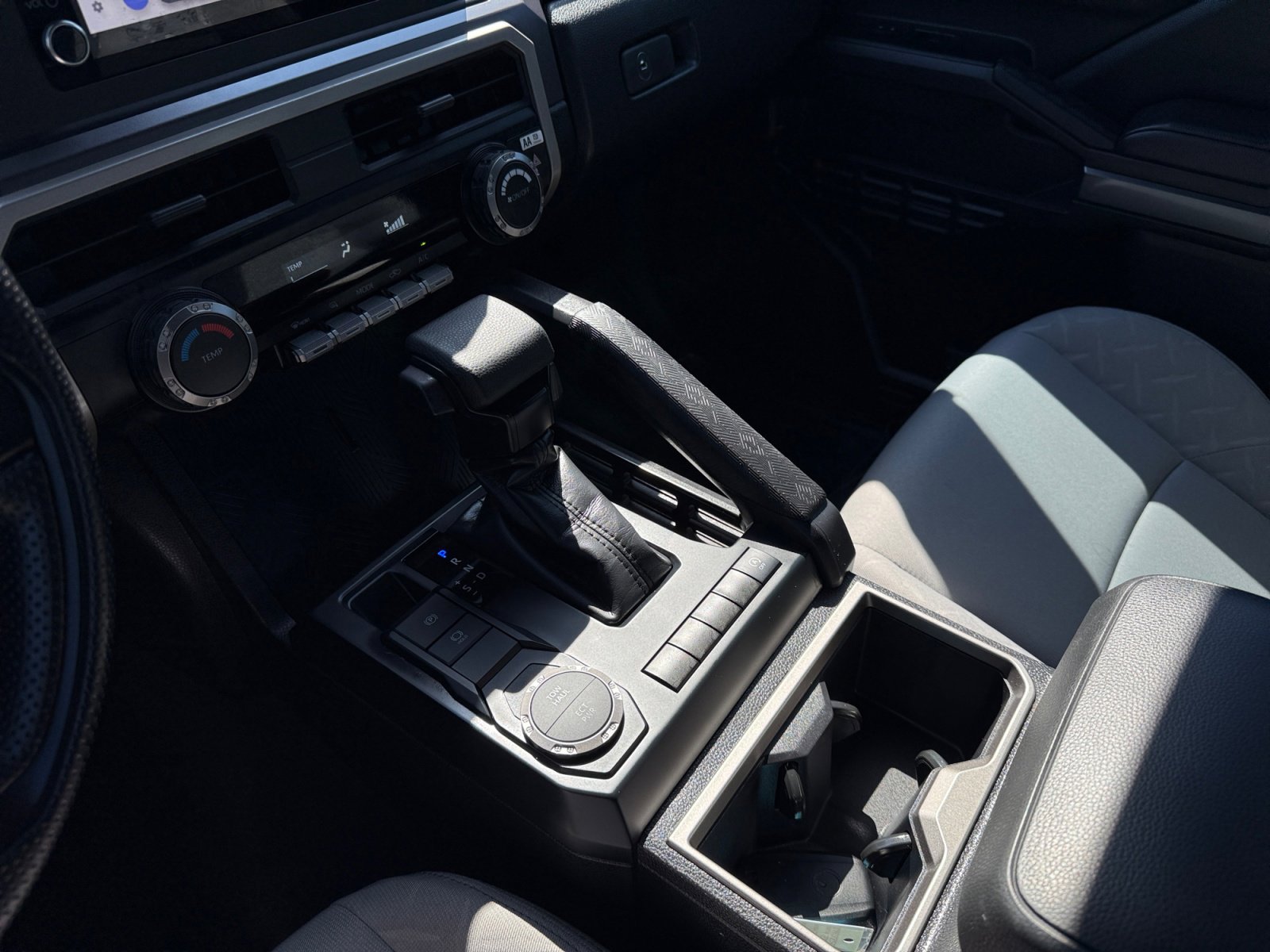 Used 2024 Toyota Tacoma SR5 RWD image 13