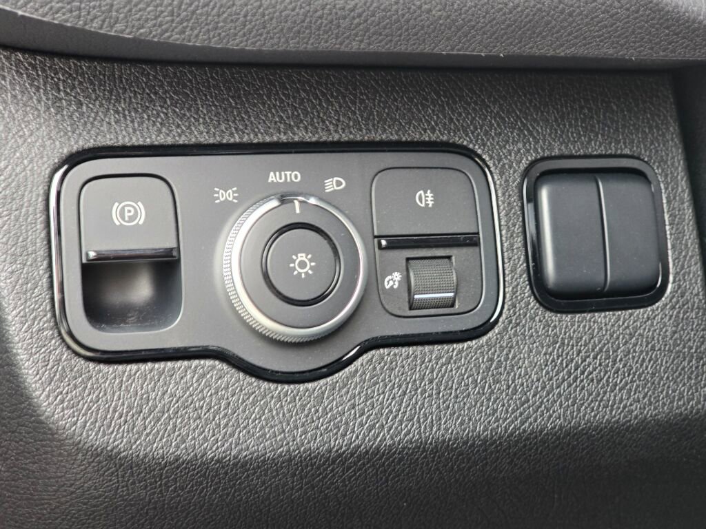 New 2025 Mercedes-Benz Sprinter 2500 image 21