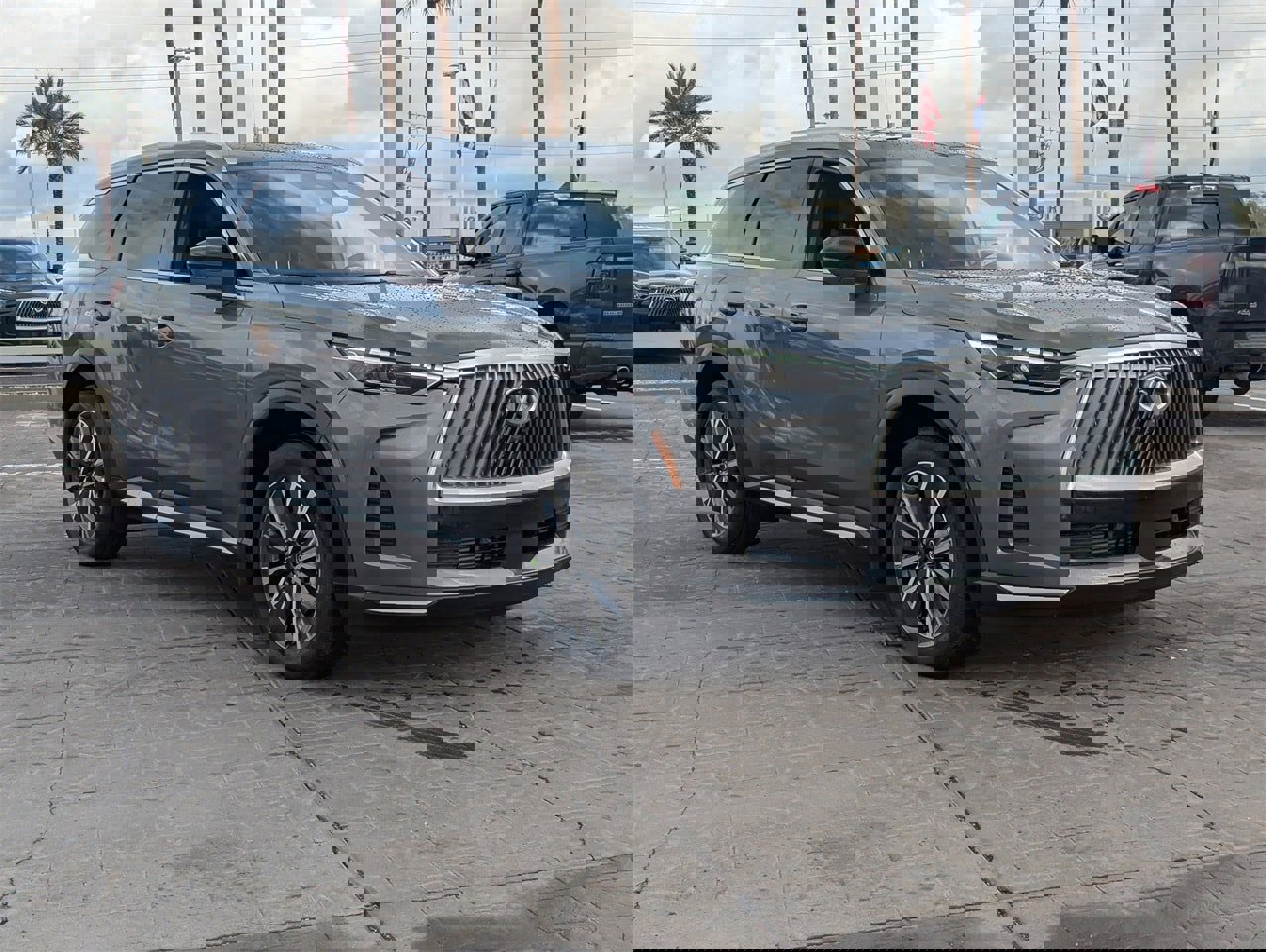 New 2026 INFINITI QX60 Luxe w/ Family Package image 7