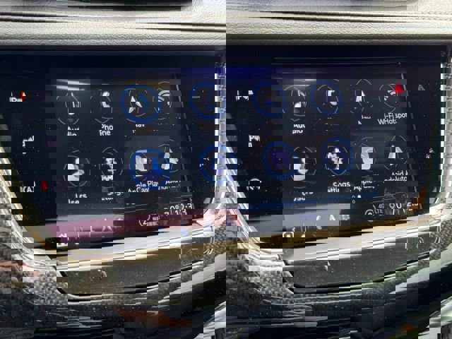 New 2025 Cadillac XT6 Sport w/ Technology Package image 32