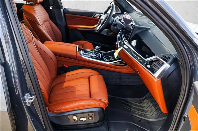 New 2026 BMW ALPINA XB7 AWD/4WD image 24
