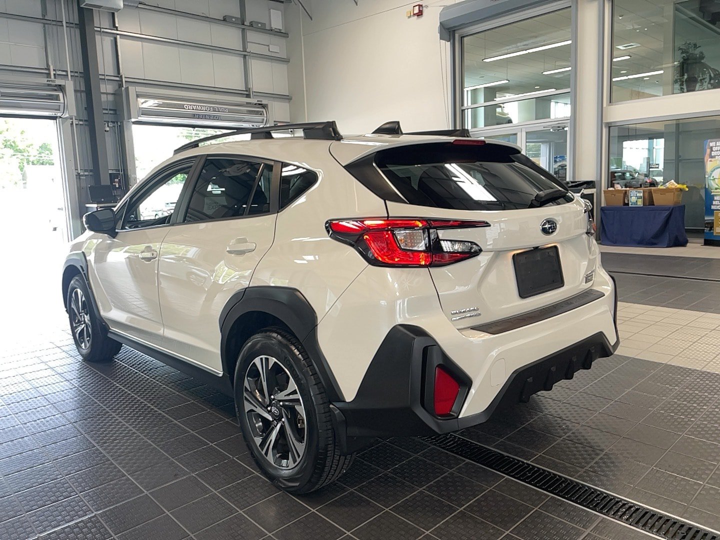 Used 2024 Subaru Crosstrek 2.0i Premium AWD/4WD image 7