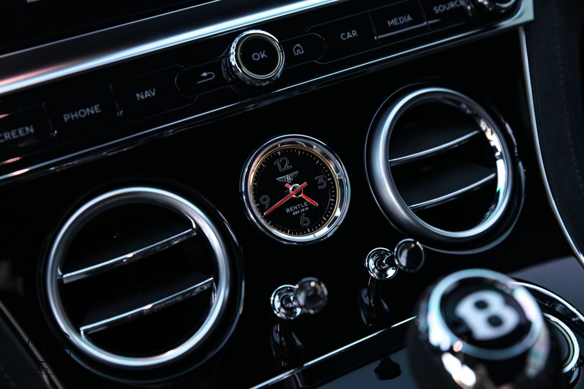 Used 2024 Bentley Continental GT Speed image 38