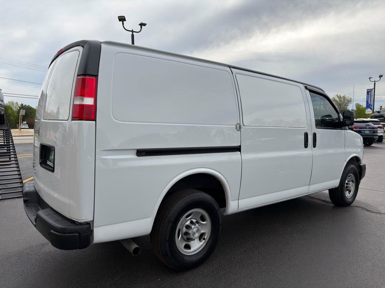 Used 2022 Chevrolet Express 2500 w/ Safety Package RWD image 3