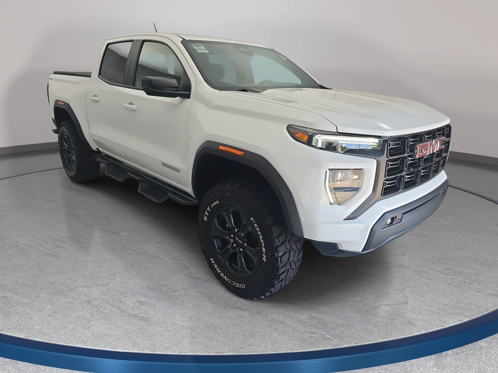 Used 2025 GMC Canyon Elevation w/ Convenience Package AWD/4WD image 3