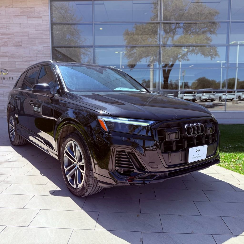Used 2025 Audi Q7 2.0T Premium Plus image 4