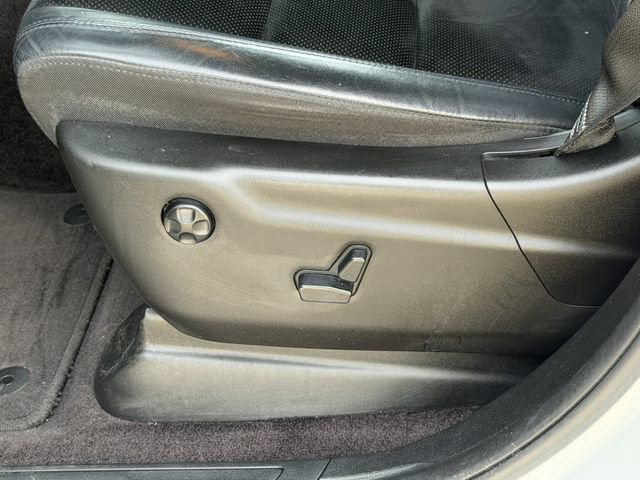 Used 2017 Jeep Grand Cherokee Altitude image 10