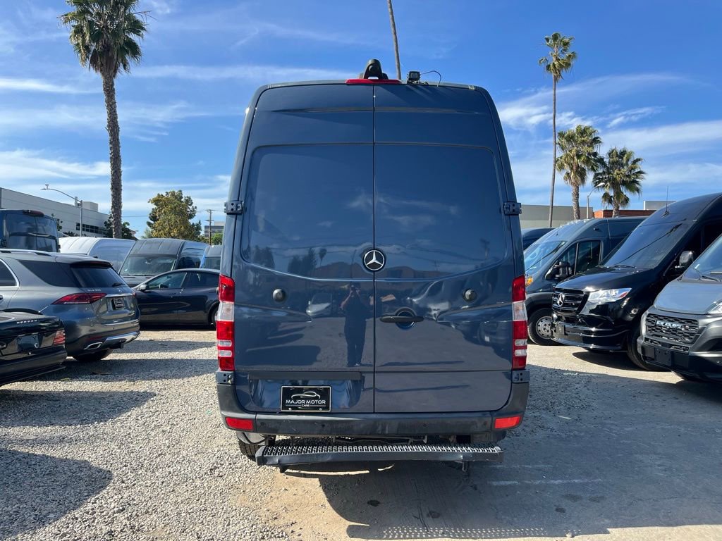 Used 2018 Mercedes-Benz Sprinter 2500 image 7
