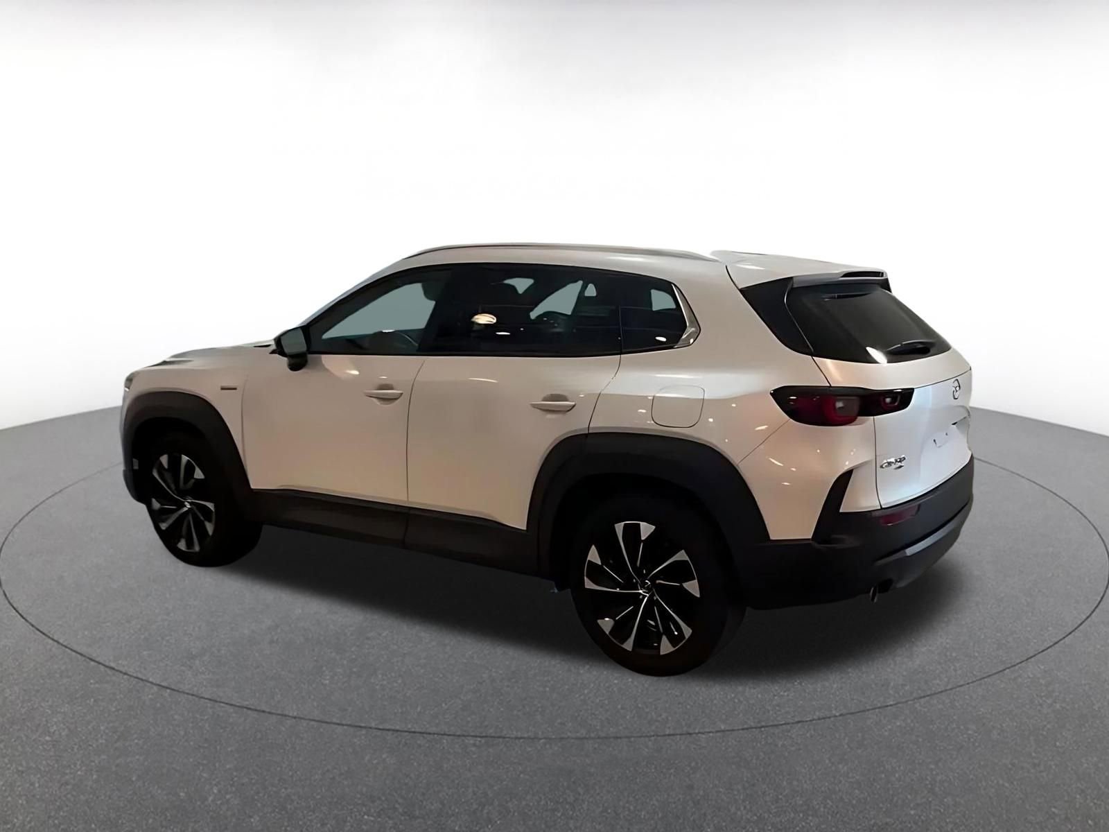 Used 2025 MAZDA CX-50 2.5 Hybrid w/ Premium Plus Pkg image 10