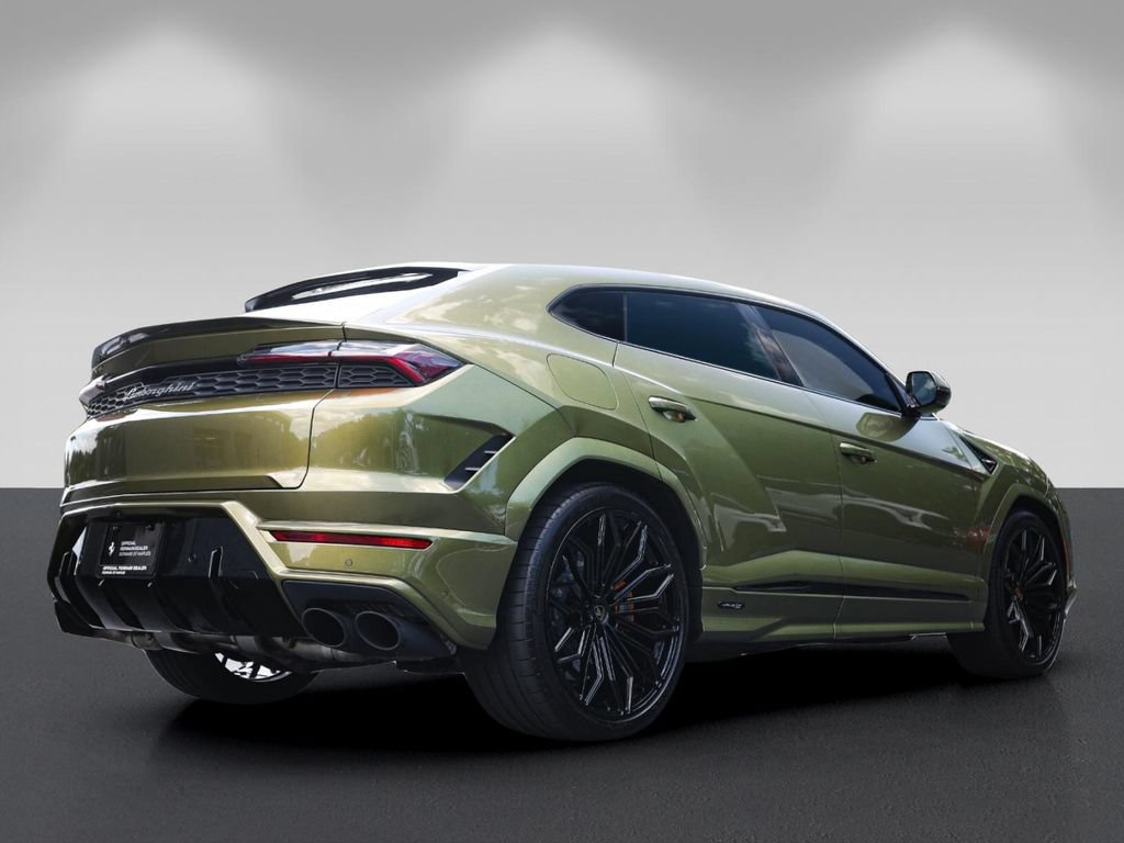 Used 2026 Lamborghini Urus SE AWD/4WD image 3