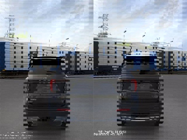 New 2025 Ford Explorer Active w/ Active Comfort Package image 5