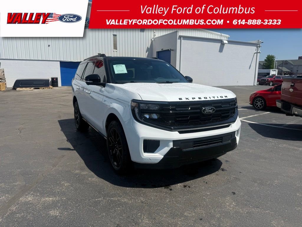 New 2025 Ford Expedition Platinum w/ Stealth Performance Package