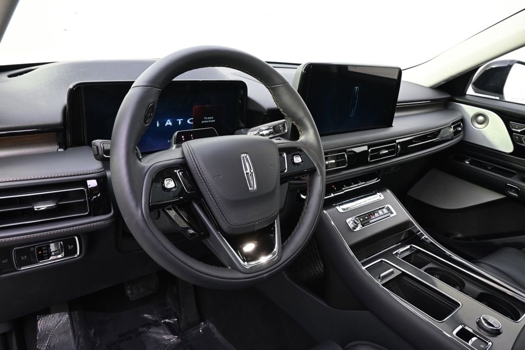 New 2026 Lincoln Aviator Reserve image 11