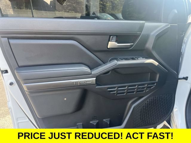 Used 2026 Toyota Tacoma TRD Sport AWD/4WD image 16