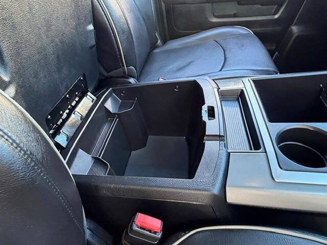 Used 2015 RAM 2500 Limited AWD/4WD image 38