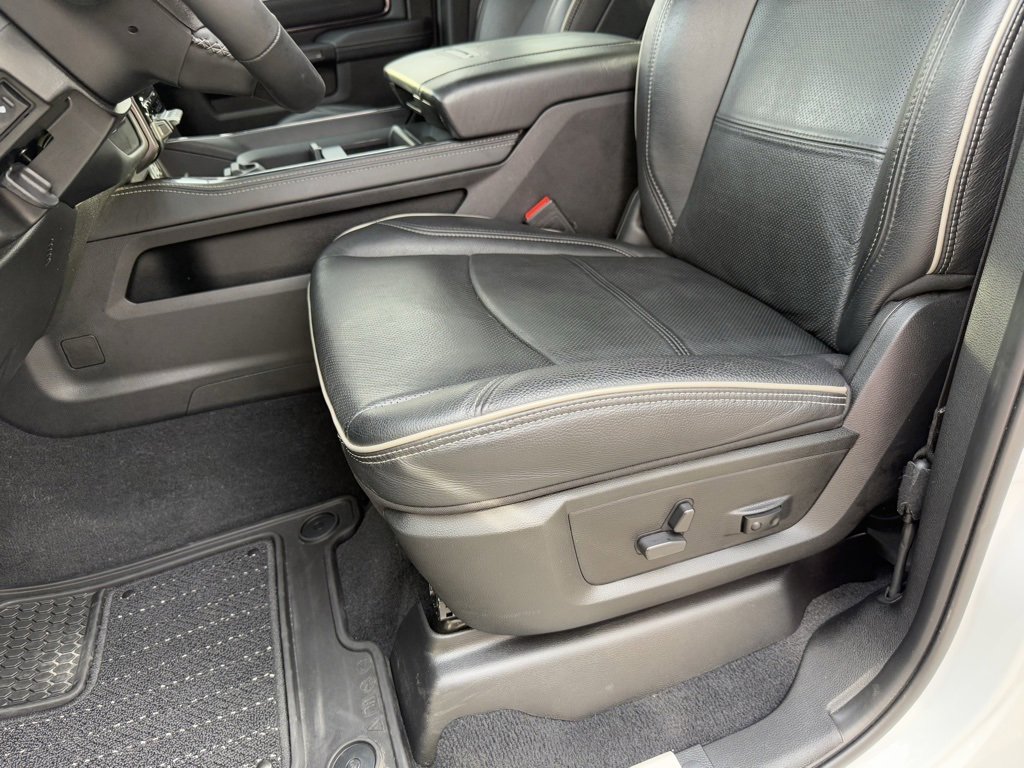 Used 2024 RAM 2500 Limited image 27