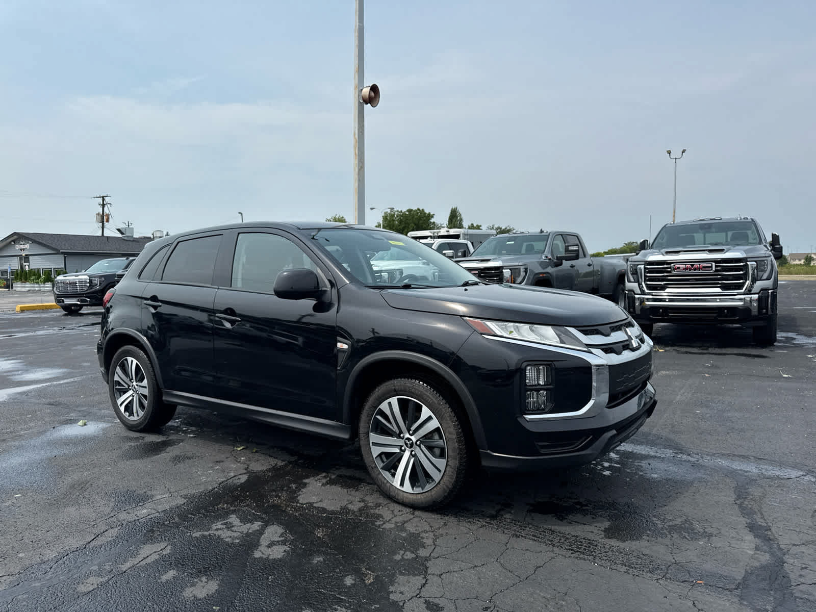 Used 2024 Mitsubishi Outlander Sport ES AWD/4WD image 7