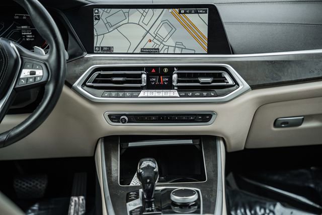 Used 2021 BMW X5 xDrive40i w/ Premium Package 2 AWD/4WD image 24