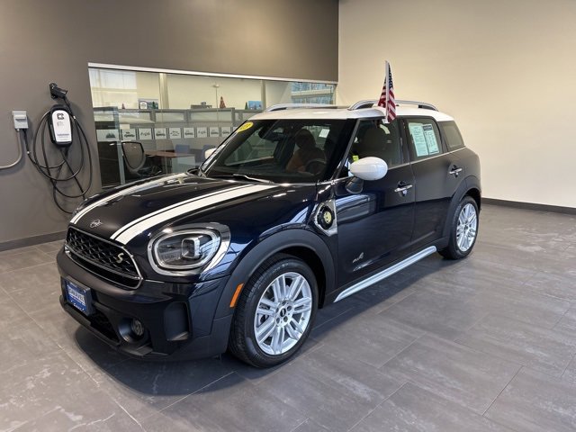 Used 2023 MINI Cooper Countryman SE w/ Storage Package image 28