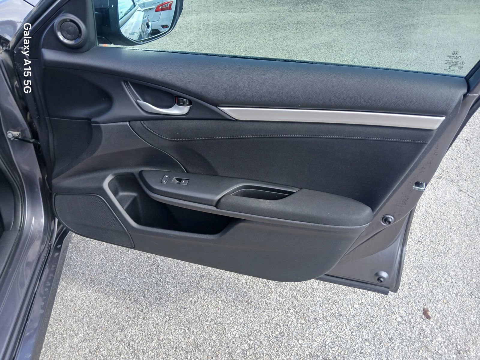 Used 2018 Honda Civic EX image 17