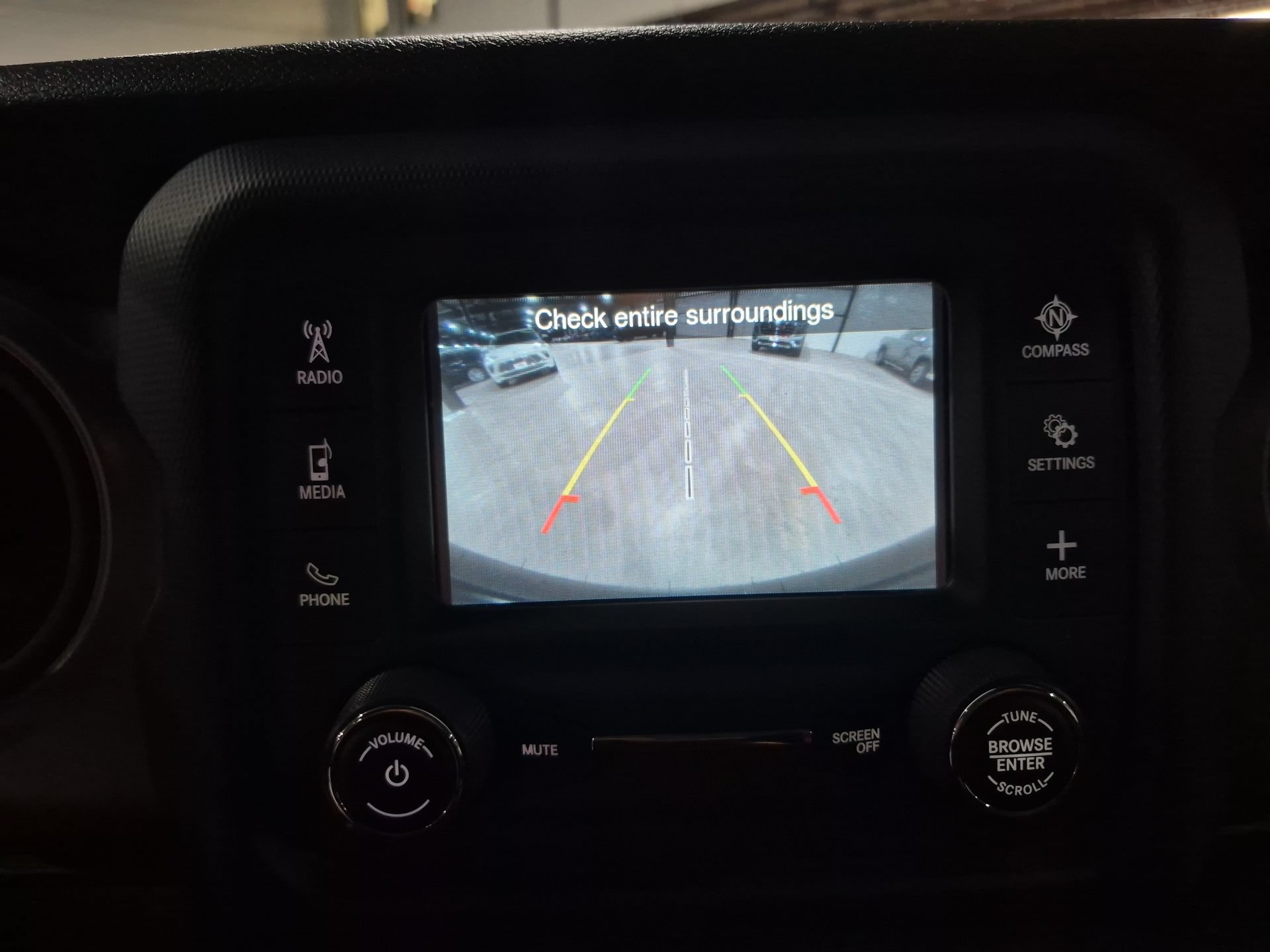 Used 2018 Jeep Wrangler Unlimited Sport AWD/4WD image 15