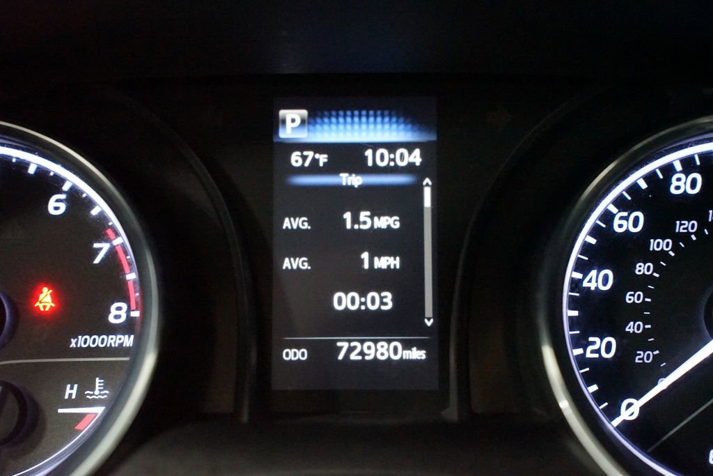 Certified 2020 Toyota Camry SE image 17