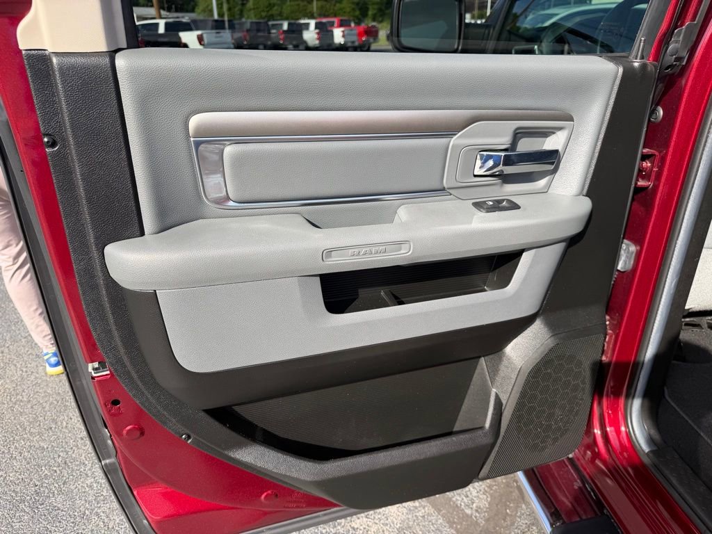 Used 2019 RAM 1500 Big Horn image 24
