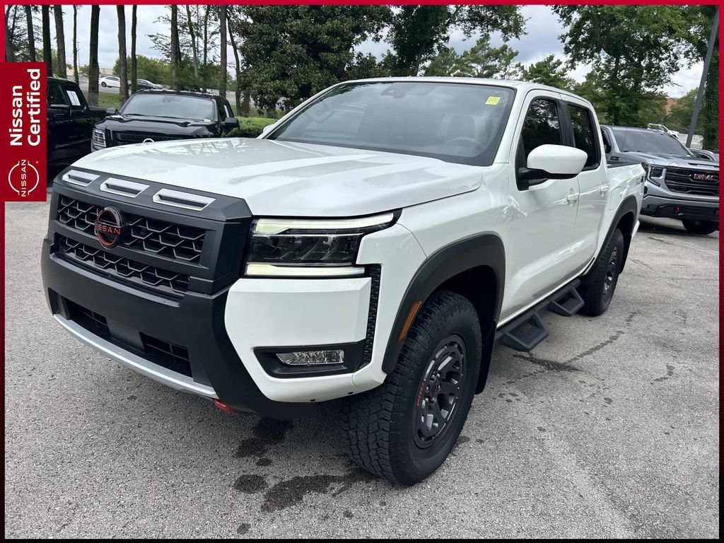 Certified 2025 Nissan Frontier PRO-4X AWD/4WD image 3