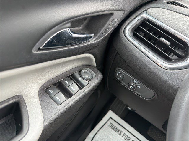 Used 2018 Chevrolet Equinox LS image 21