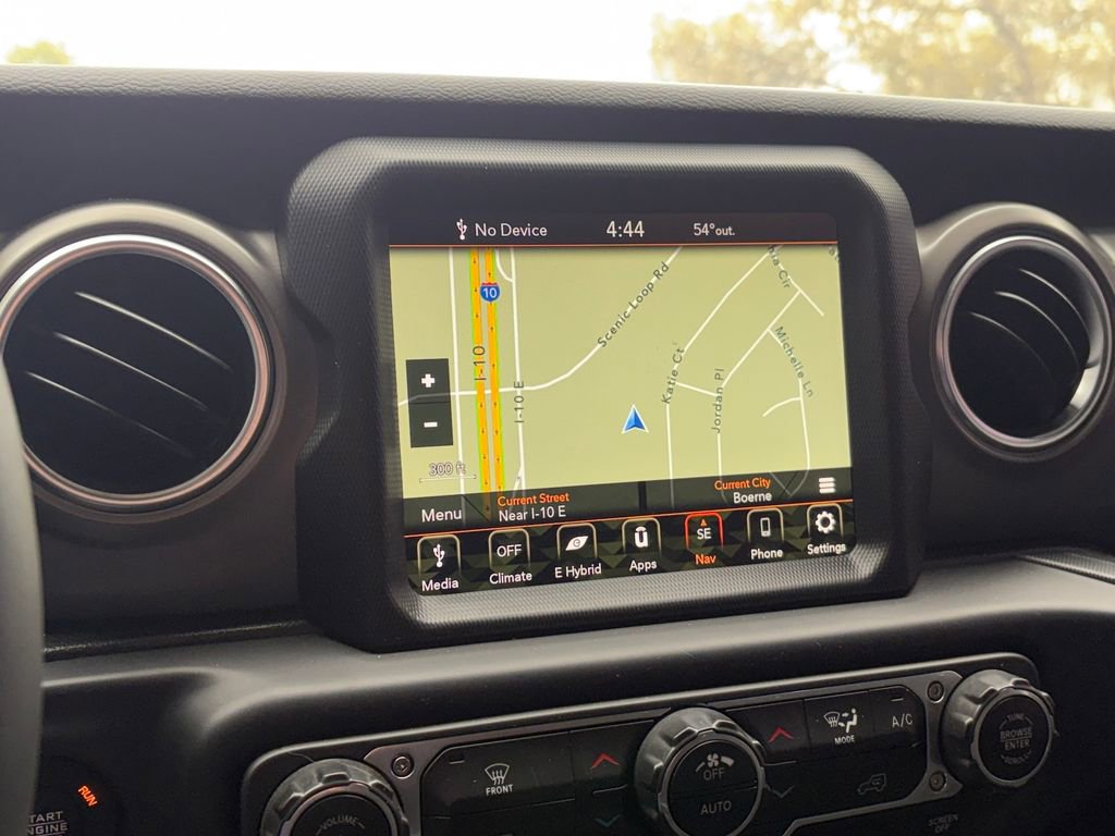 Used 2022 Jeep Wrangler Unlimited Rubicon 4xe image 16