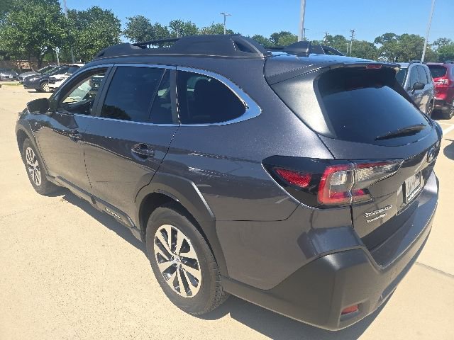 Used 2024 Subaru Outback Premium AWD/4WD image 4